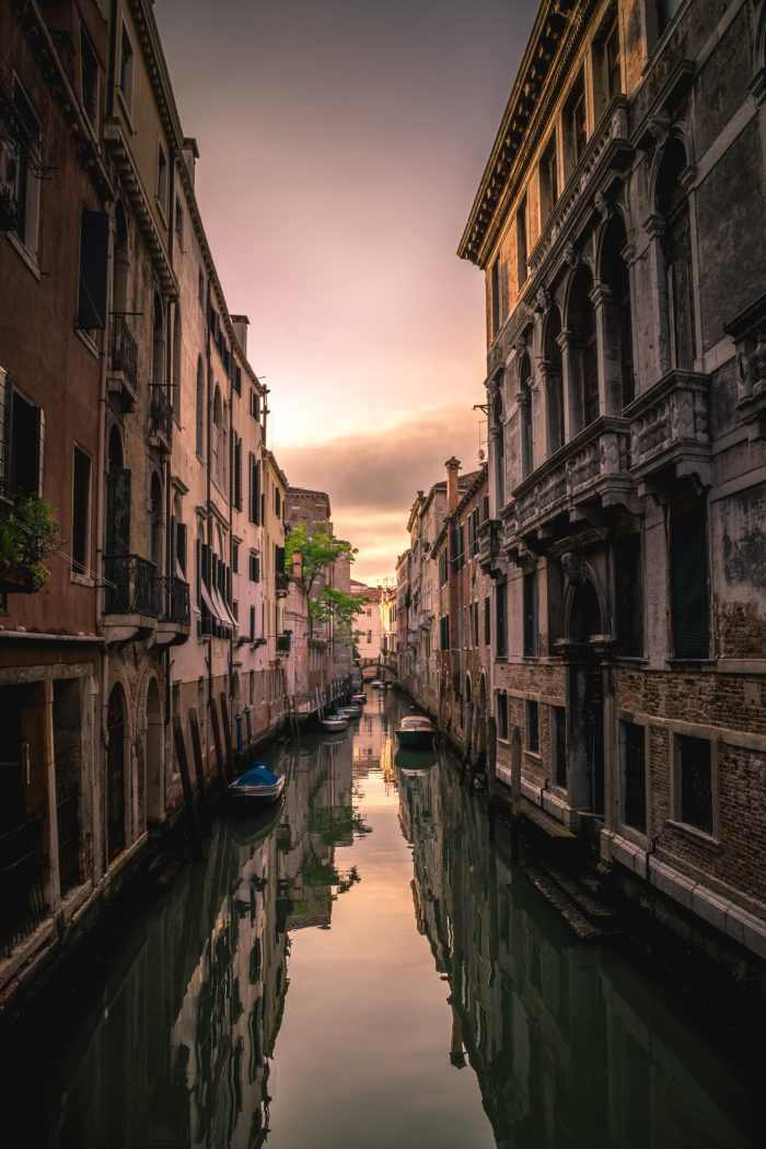 Advent Sensory Series, Day 19: Carol of the Bells: Venice’s Velvet Choir Unfolds in Soft Elegance